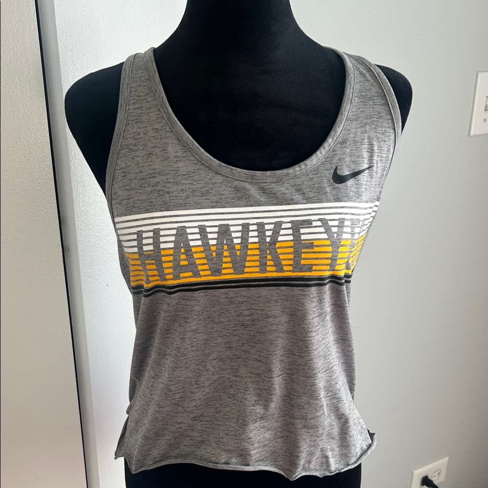 Nike Women's Gray and Yellow Graphic Tank Top